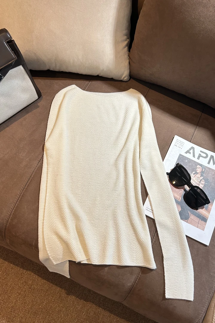 【MEEUMI】早秋女装100绵羊毛长袖圆领套头衫黑白灰棕色TE2478YB