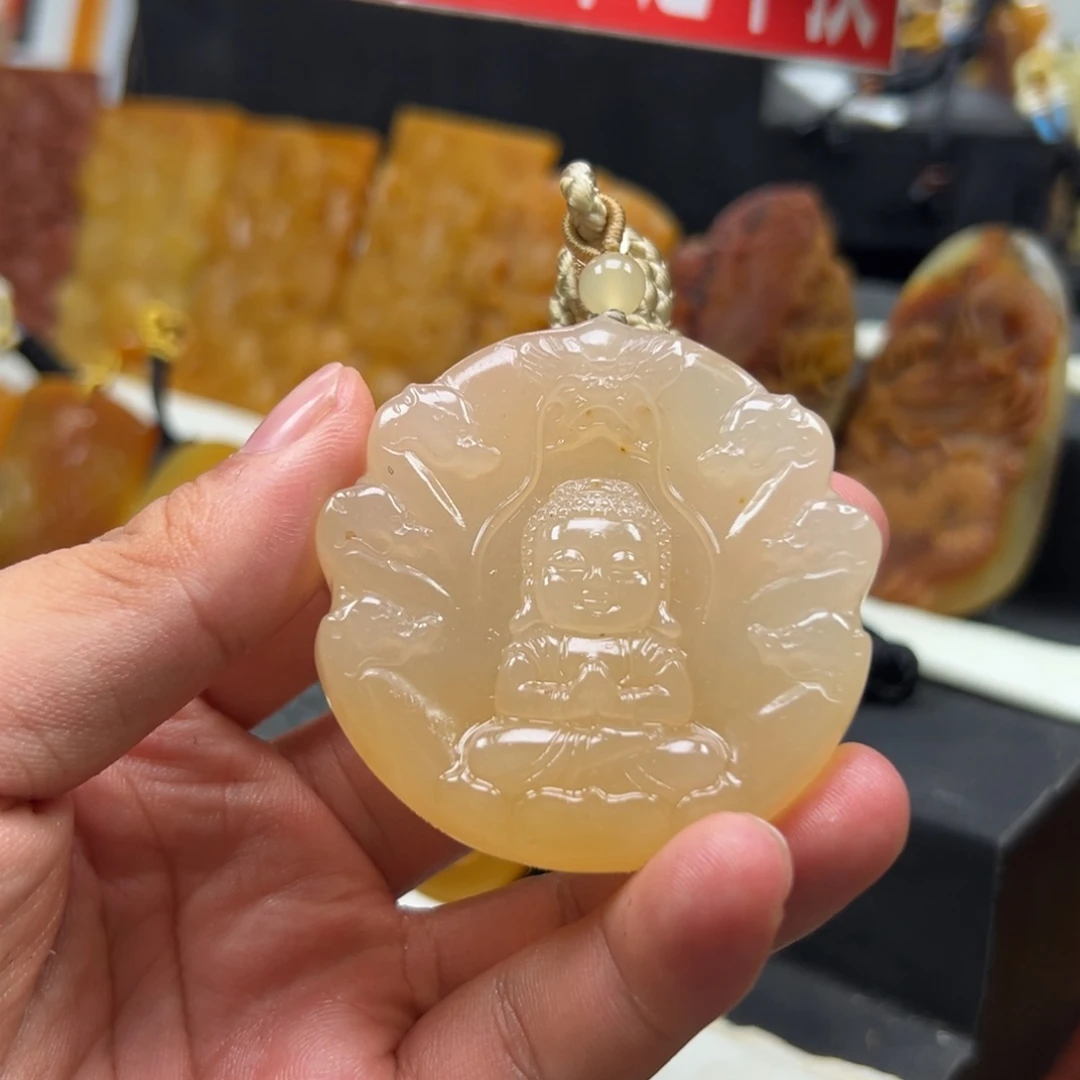 未镶嵌石英质玉（黄龙玉）多样性发货，发其一