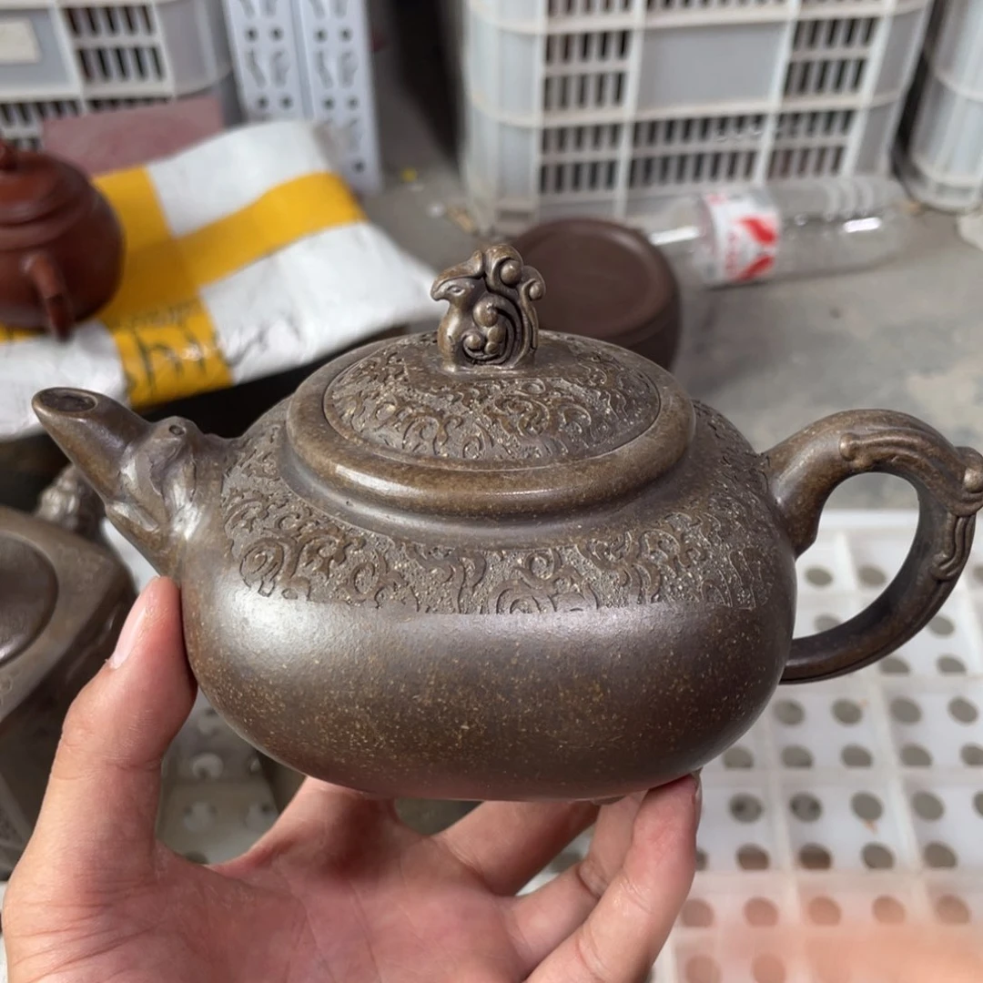 茶壶紫砂老厂紫砂壶一件。