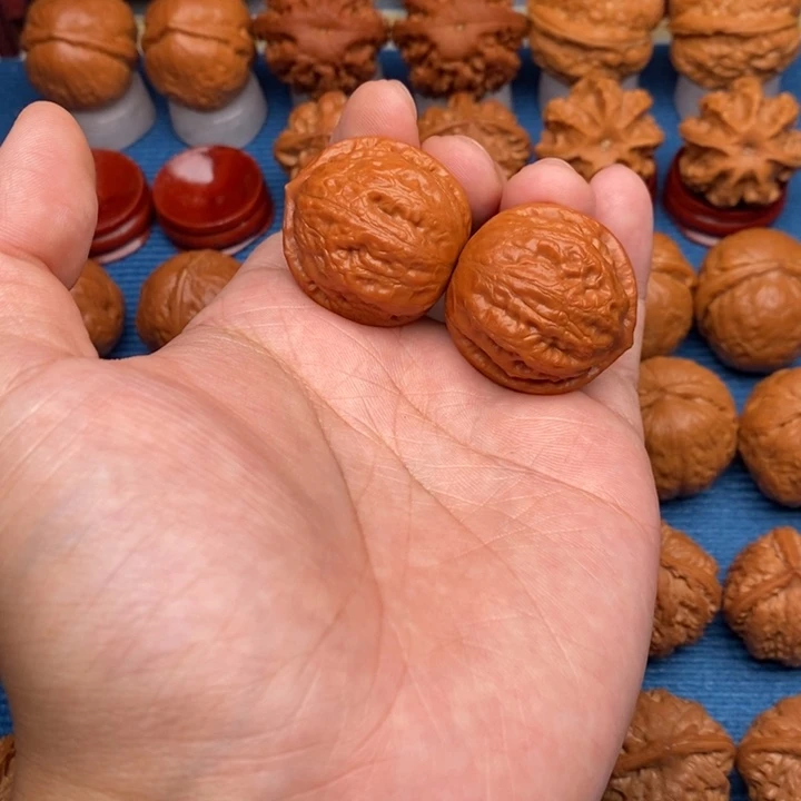 狂****文玩核桃把件铁石