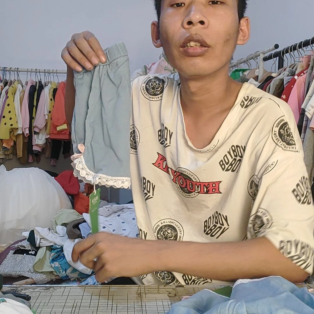 ?****?牛仔短裤120码