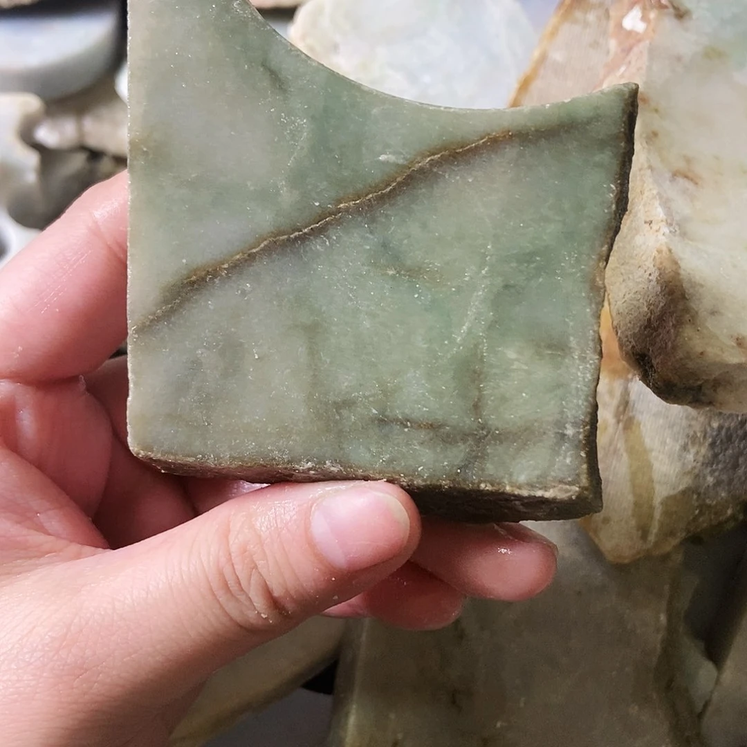 翡翠未镶嵌颈饰天然翡翠