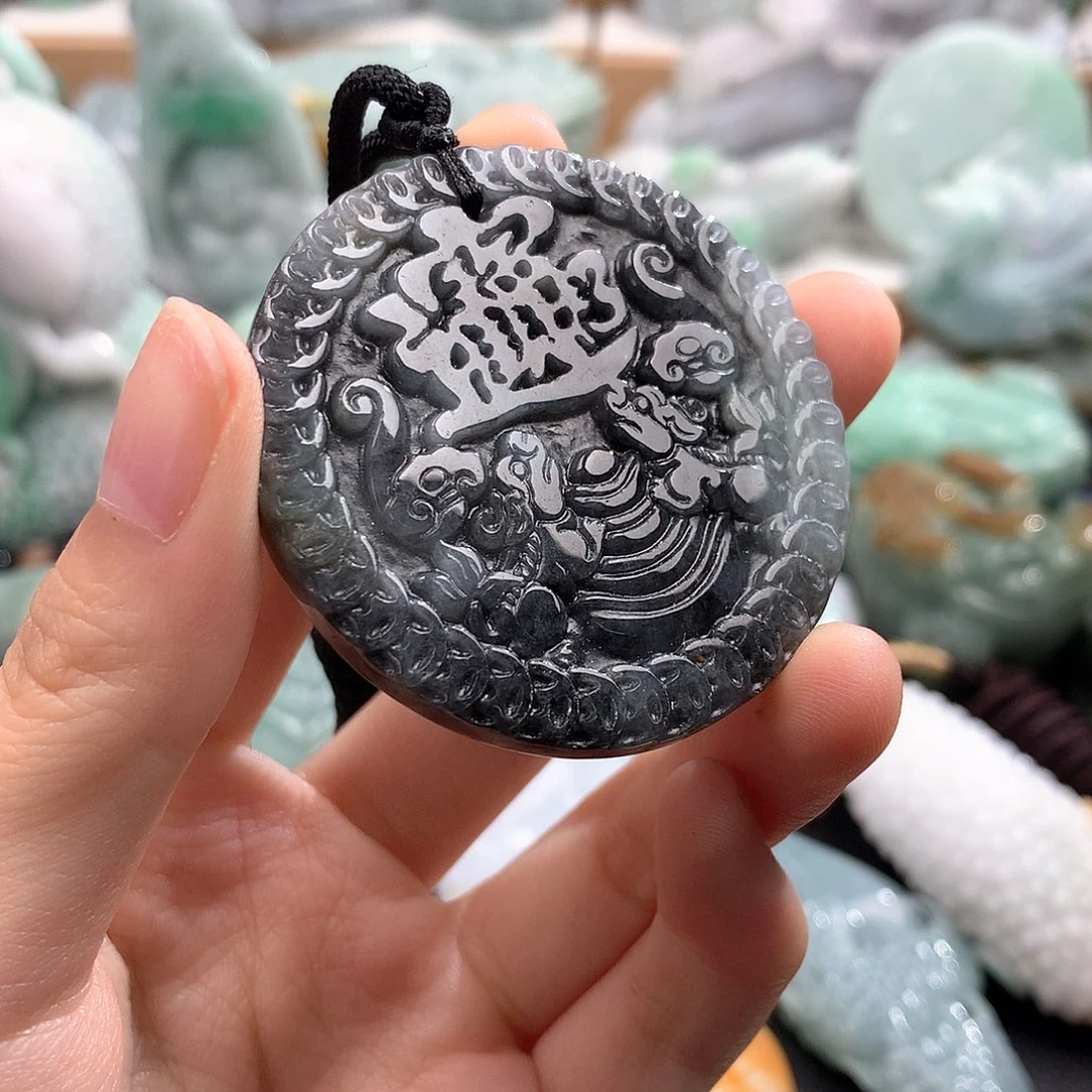 吊坠(不含链)未镶嵌翡翠
