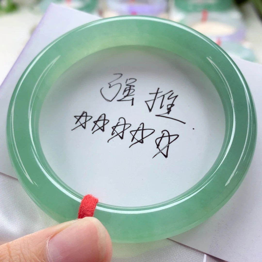 未镶嵌手镯（圆镯）翡翠冰透满绿 无棉感 性价比高 喵喵