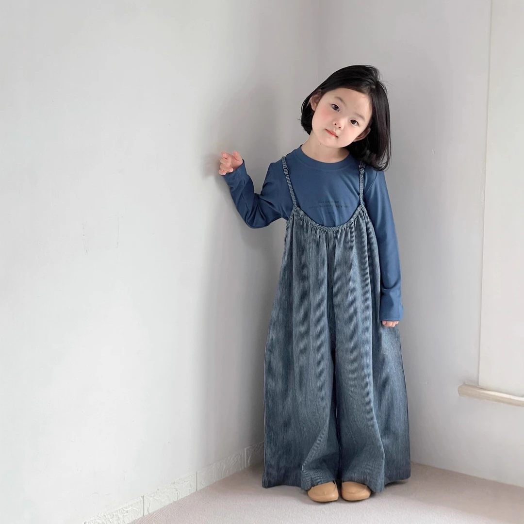 小思家2025秋季新款韩版休闲百搭纯色圆领打底衫条纹背带裤套装