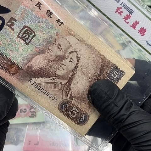 健健康康平平安安