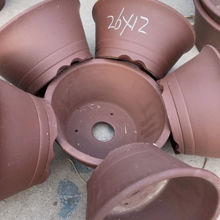 紫砂花盆100-6。