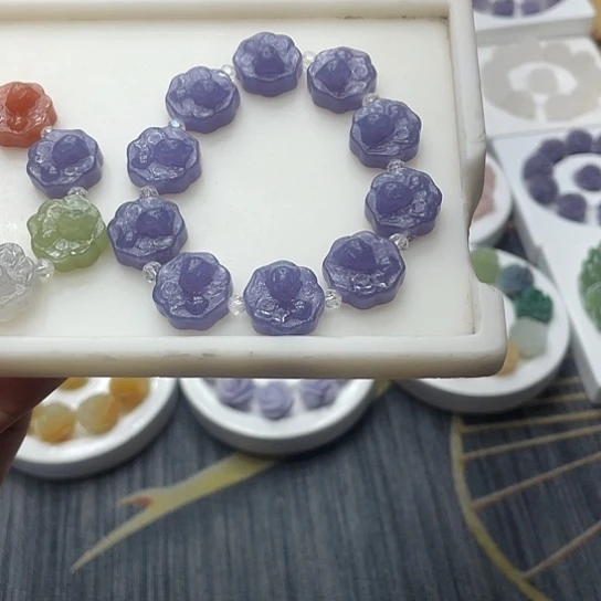 石英质玉（非洲翠）合金手串