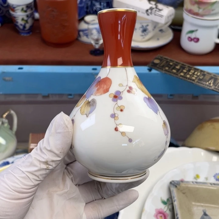 他家瓷器真美…开播了