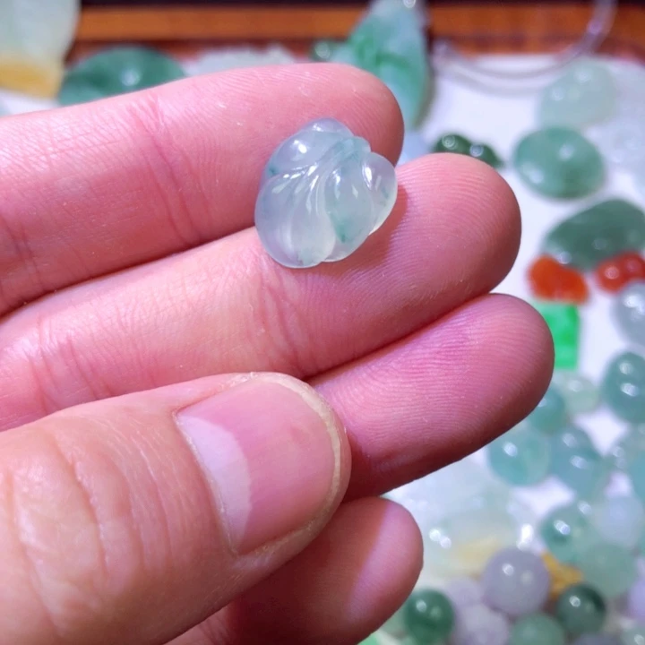 定制翡翠未镶嵌天然a货翡翠