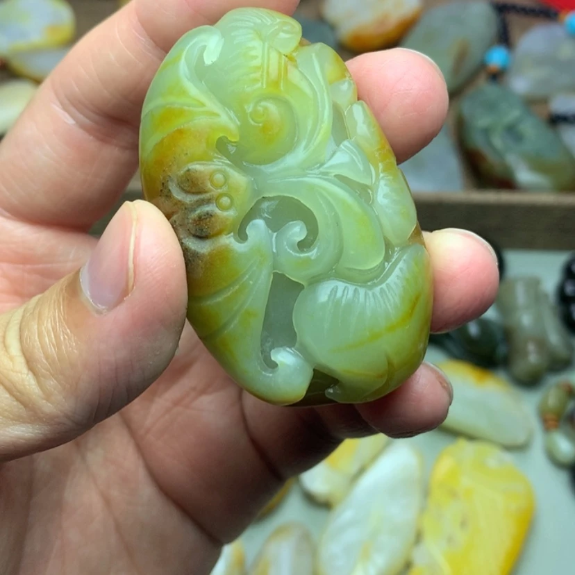 【闪购商品】颈饰未镶嵌和田玉