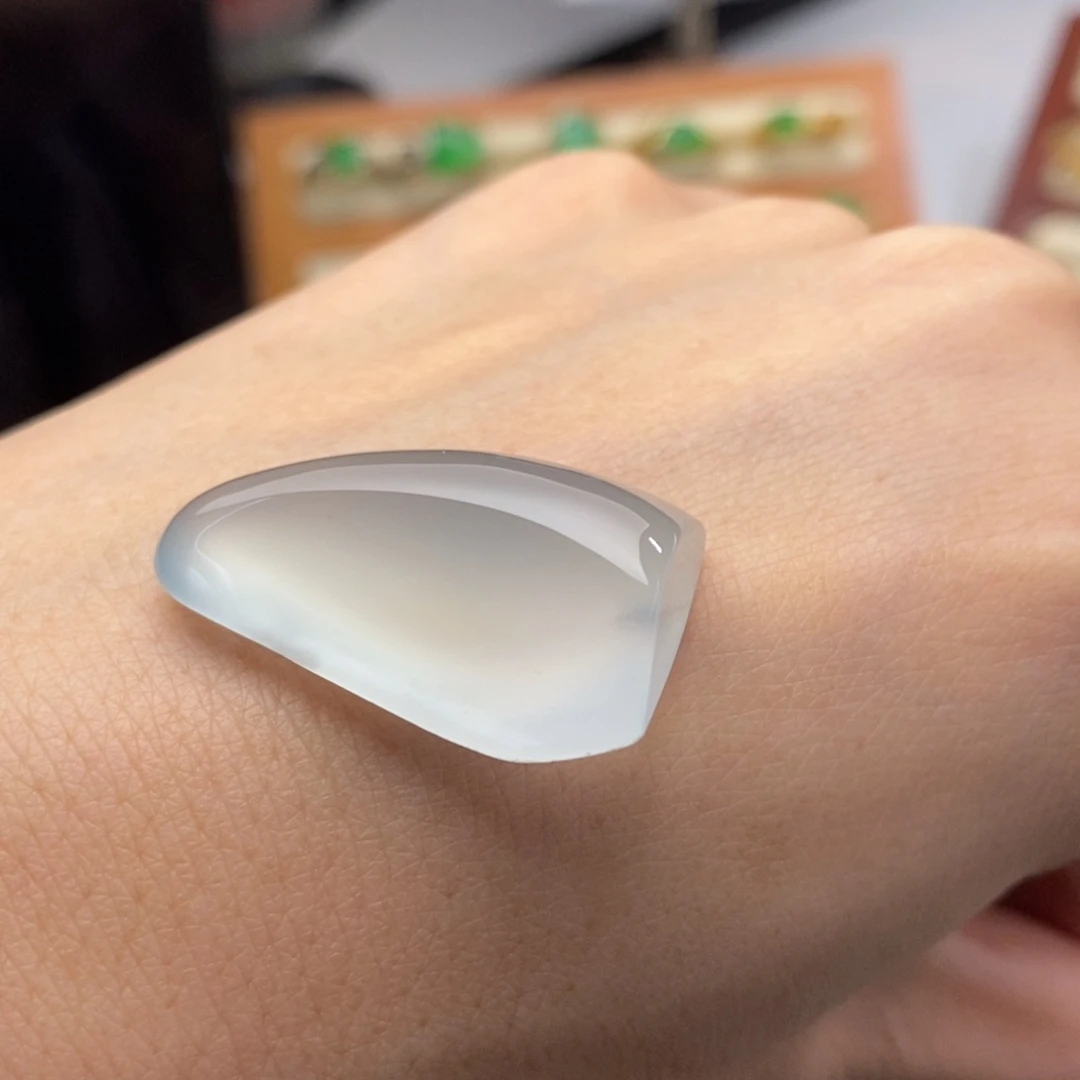 定制翡翠未镶嵌天花板玻璃杠