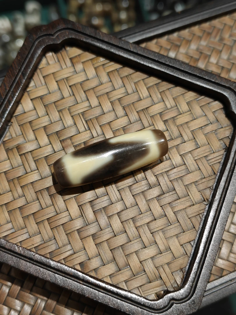 藏地密码藏式吊坠珠子.尺寸35*11.8mm