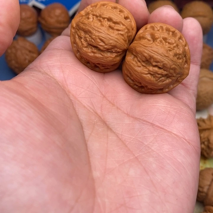 文玩核桃把件老**胖头陀