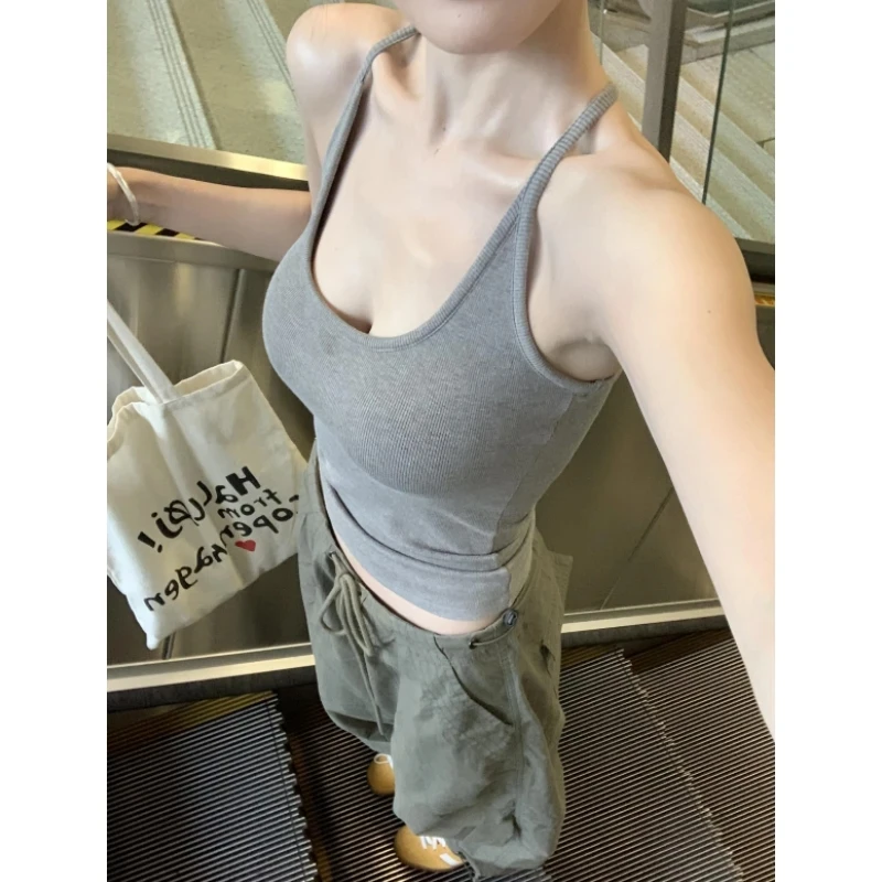 梦优莱独特漂亮超好看背心吊带女夏季新款辣妹风修身显瘦美背上衣