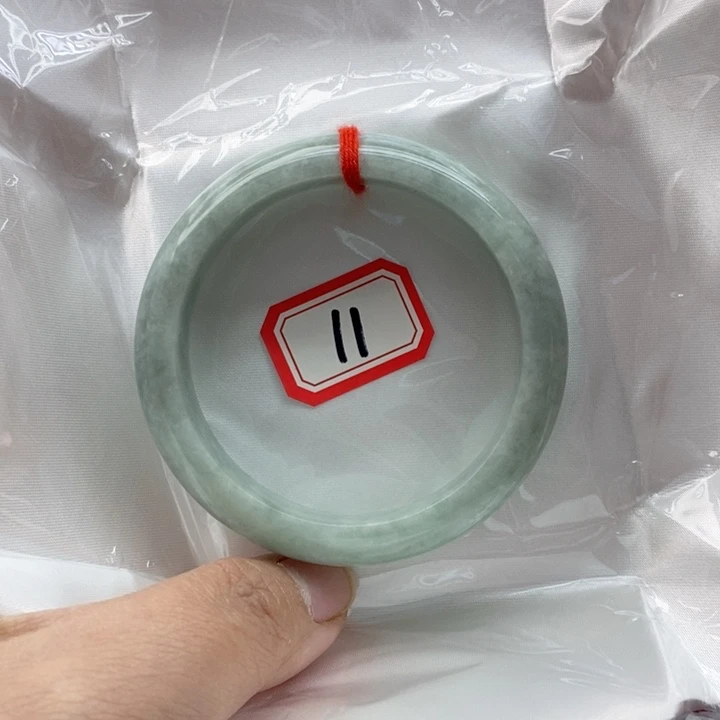 翡翠未镶嵌手镯翡翠