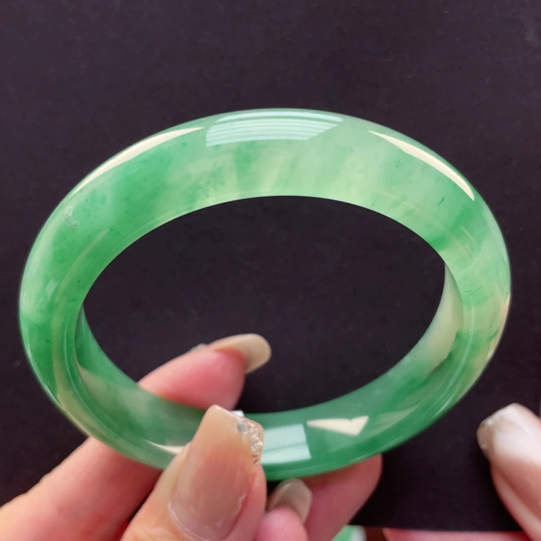 东***哥未镶嵌手镯石英质玉55-56