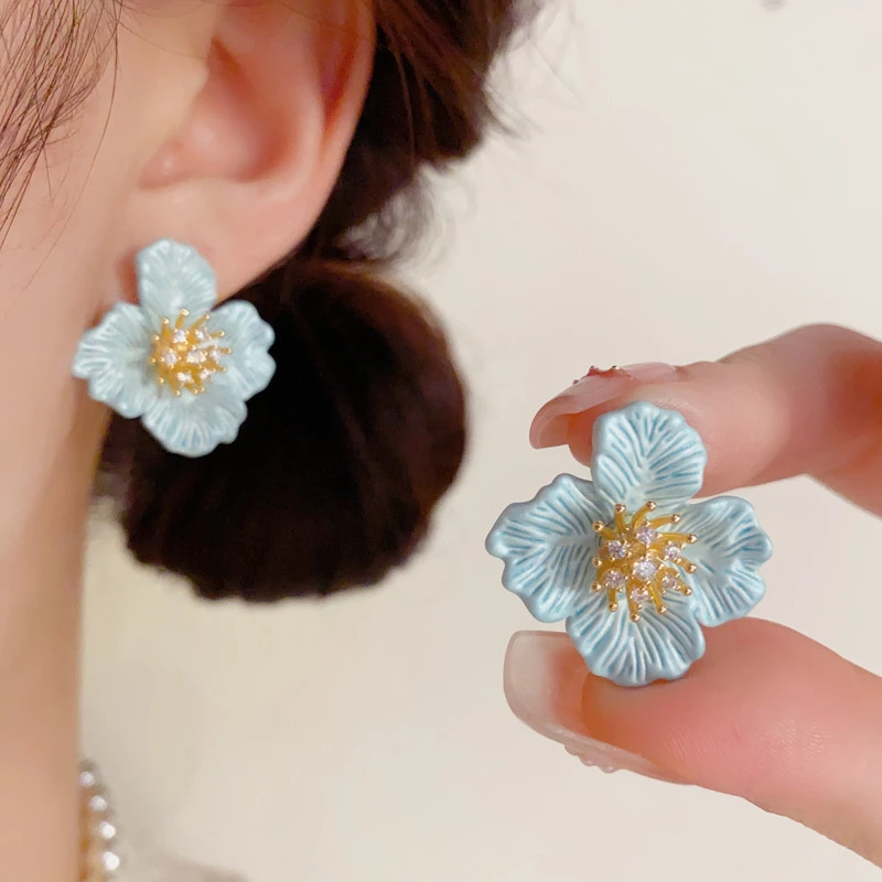 铜合金耳饰 夏季新款小清新蓝色花朵耳钉气质时尚设计感甜美