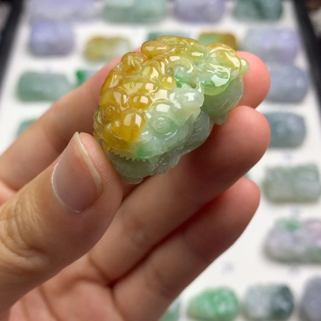 翡翠未镶嵌吊坠(不含链)天然缅甸翡翠貔貅吊坠