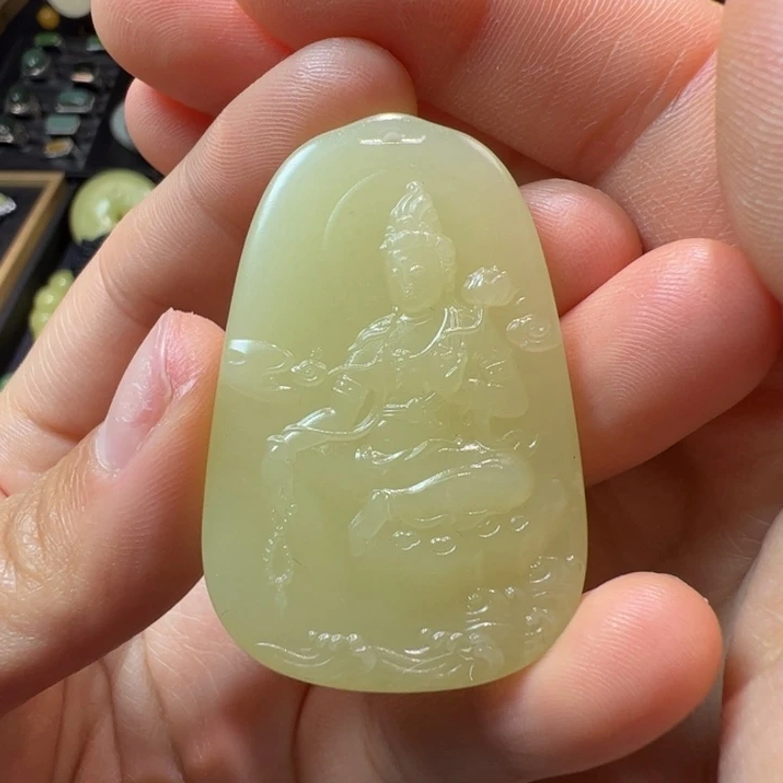 和田玉（黄玉）颈饰未镶嵌