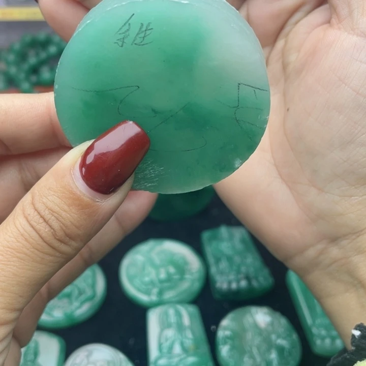 定制石英质玉未镶嵌余****惜