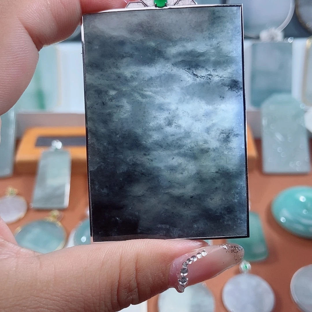 快***组翡翠18K金镶嵌吊坠(不含链)