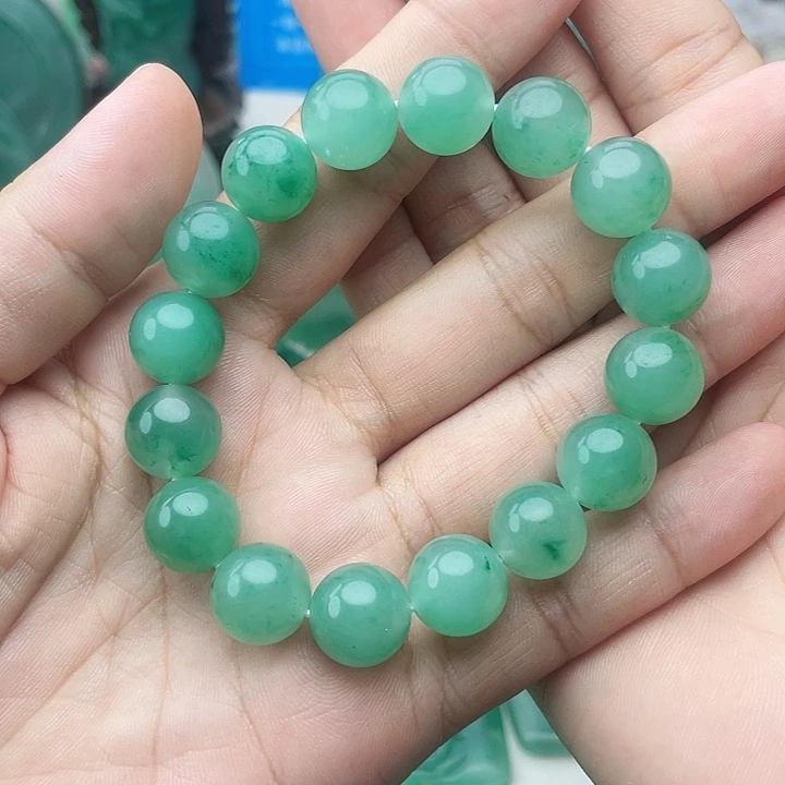 未镶嵌定制石英质玉（非洲翠）槐**二