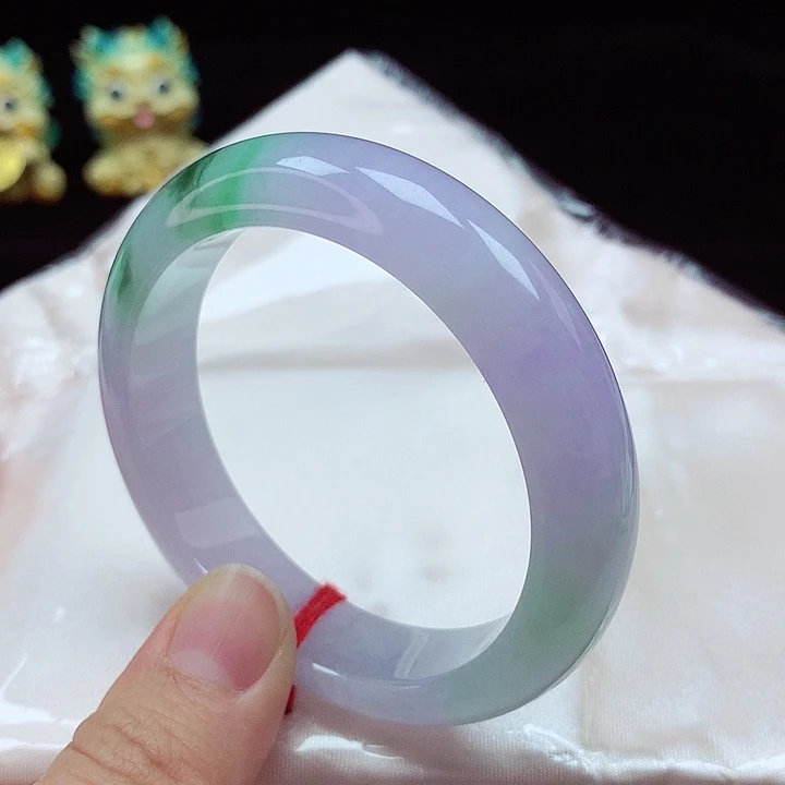 未镶嵌手镯翡翠52圈！很透