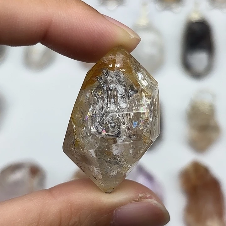 水晶未镶嵌颈饰彩虹胶花闪灵钻39mm+