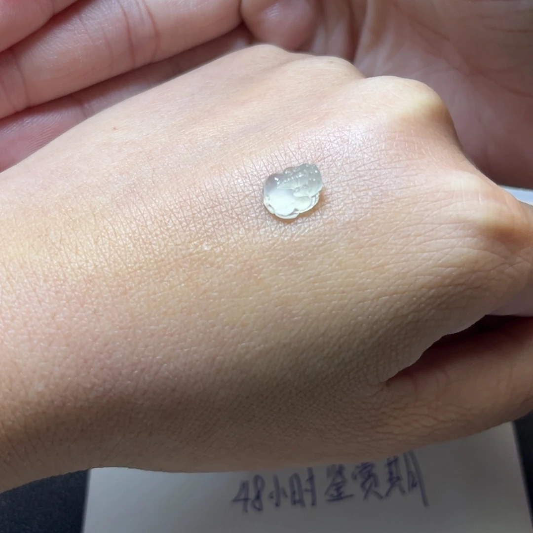 翡翠裸石缅甸翡翠