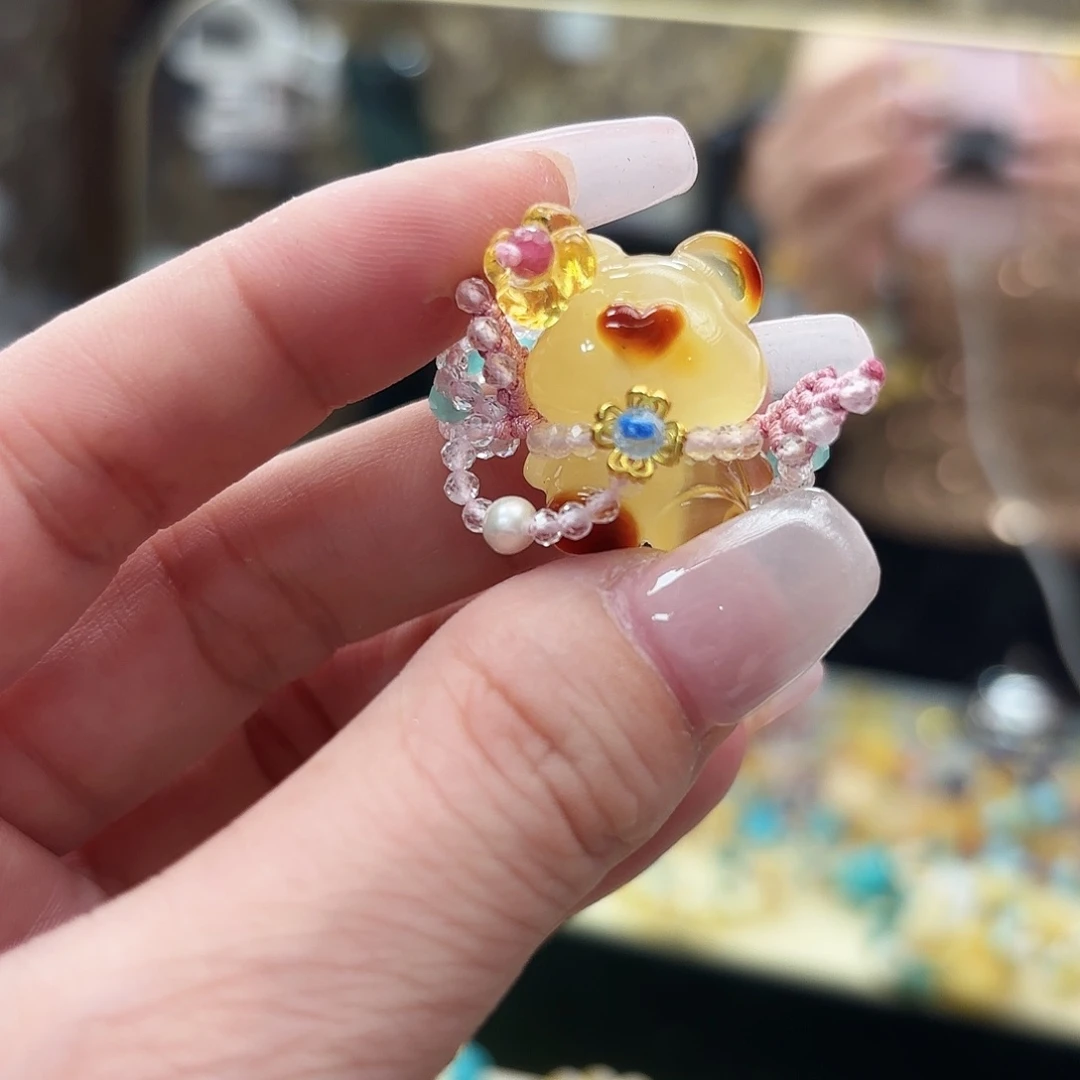 琥珀未镶嵌戒指琥珀