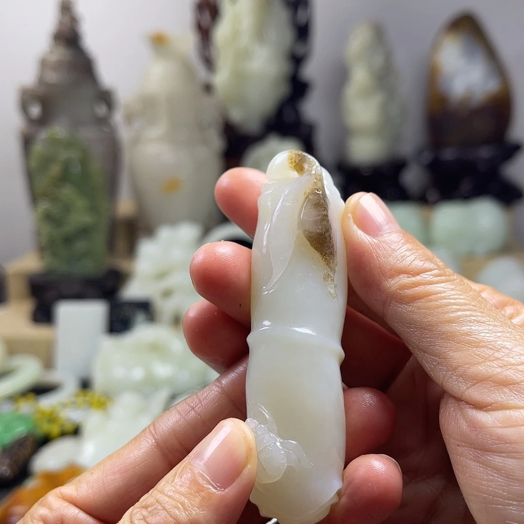 和田玉（糖玉）未镶嵌挂件