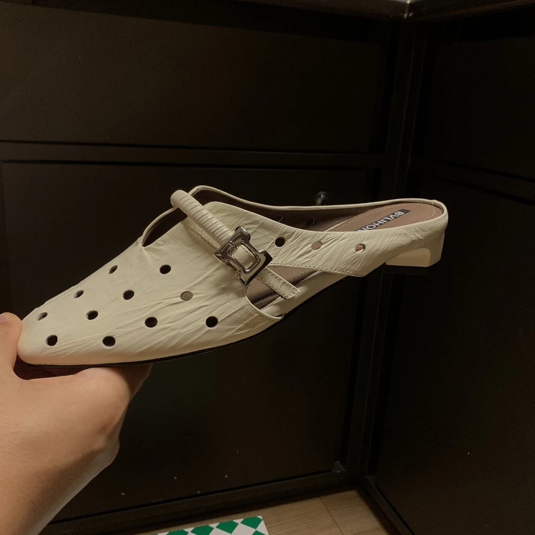 新款极简复古风镂空舒适包头拖软底