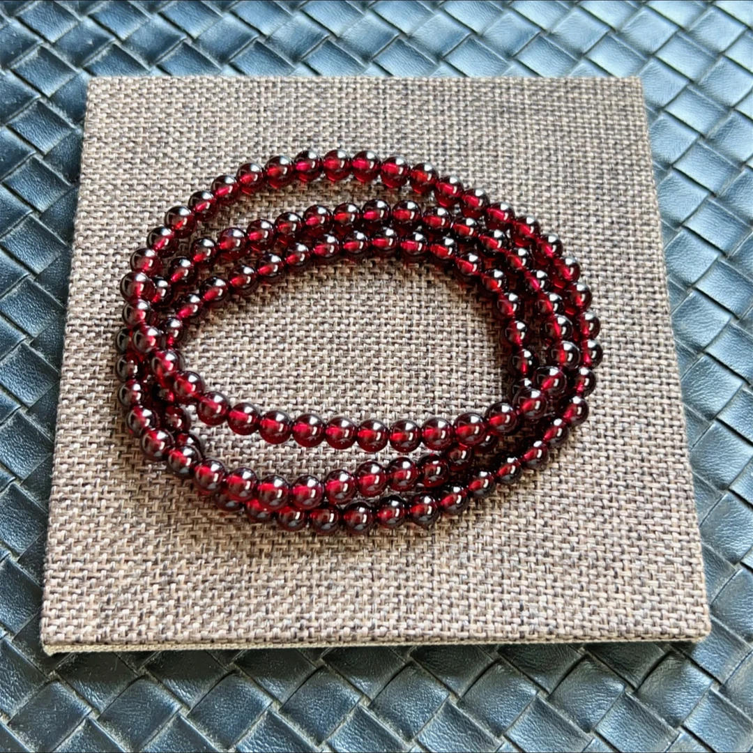 天然石榴石8A老矿酒红5.3mm-新人小白首选