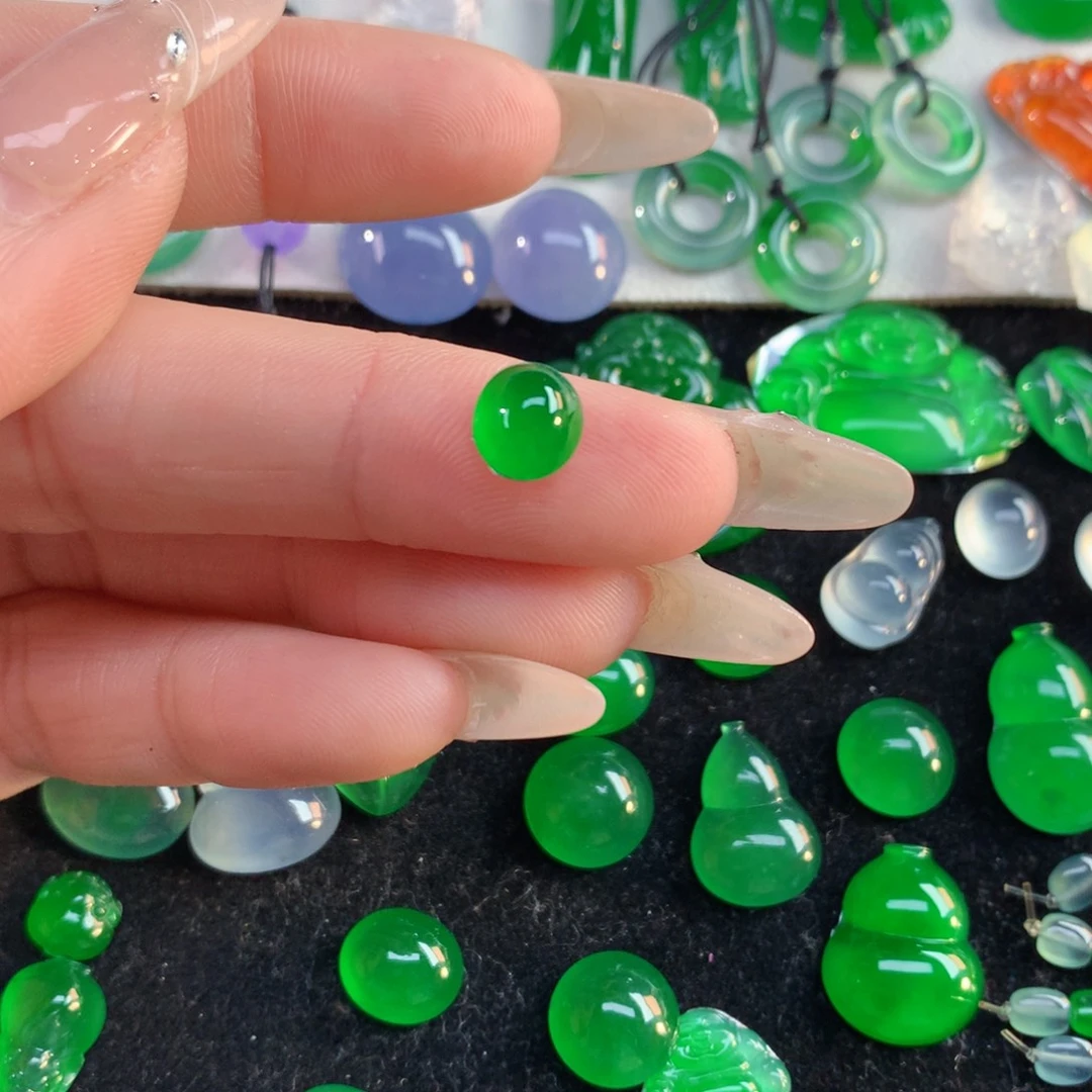 翡翠裸石7.7/7/4.22翡翠翡翠