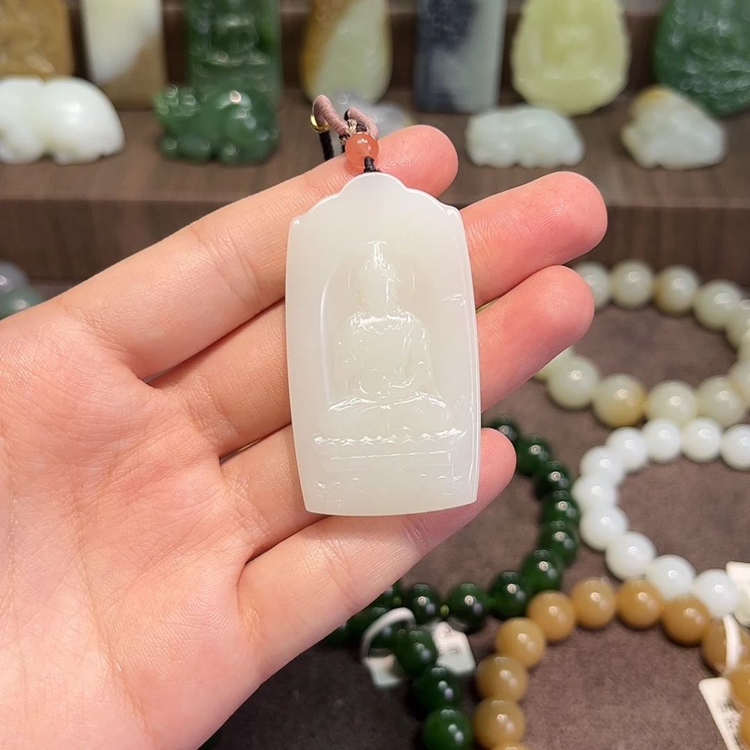 和田玉（糖玉）未镶嵌颈饰