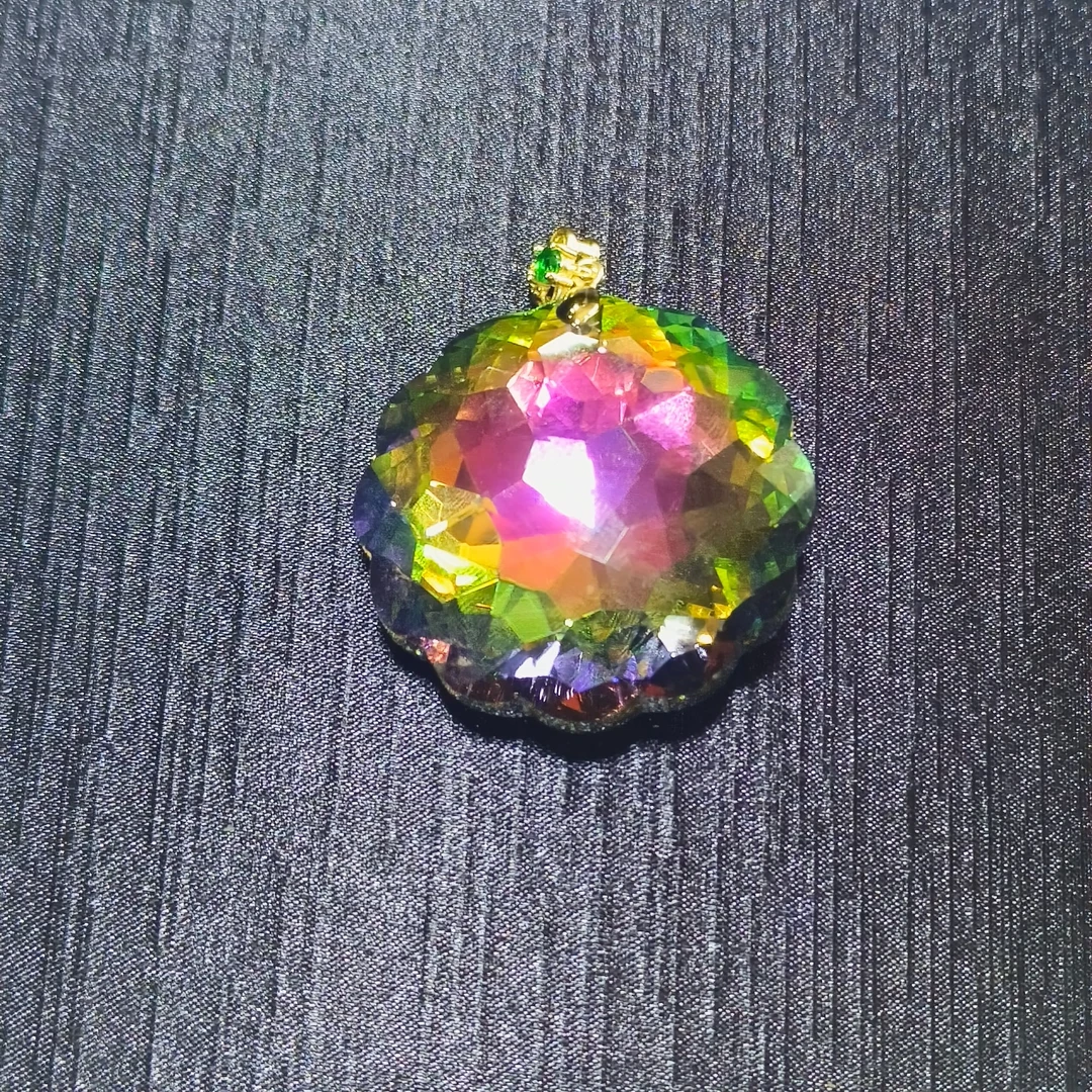 DH岚霏甄选》时尚吊坠DZ0105配链子