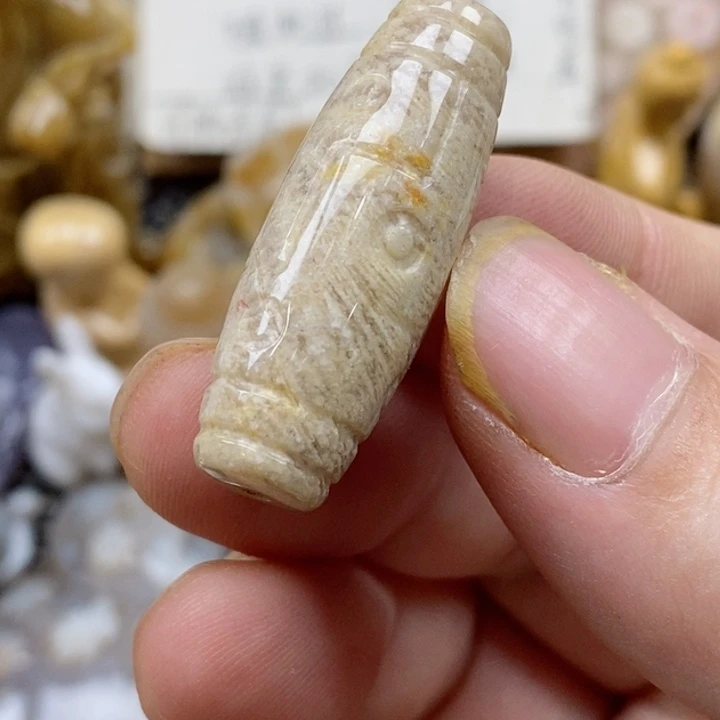 颈饰未镶嵌硅化珊瑚（珊瑚玉）小*