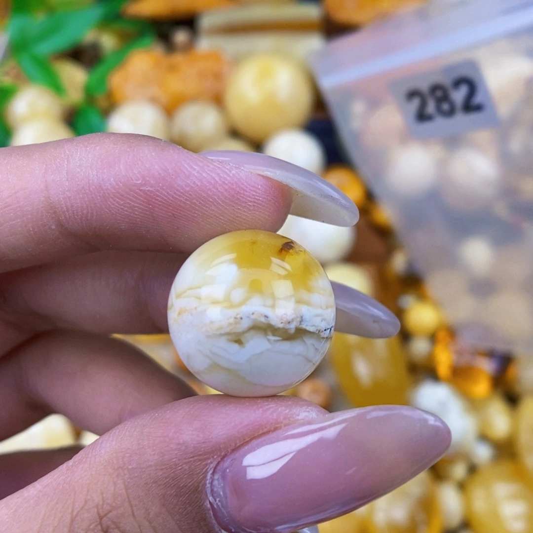 未镶嵌琥珀珠宝奇石17.5 粉