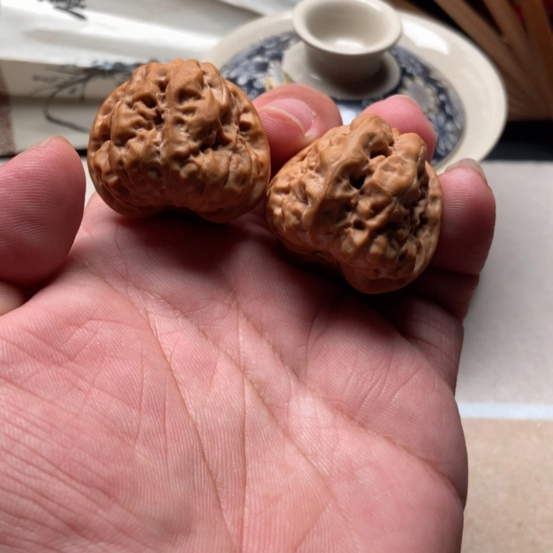 吴***了文玩核桃吊坠36蛙蛙