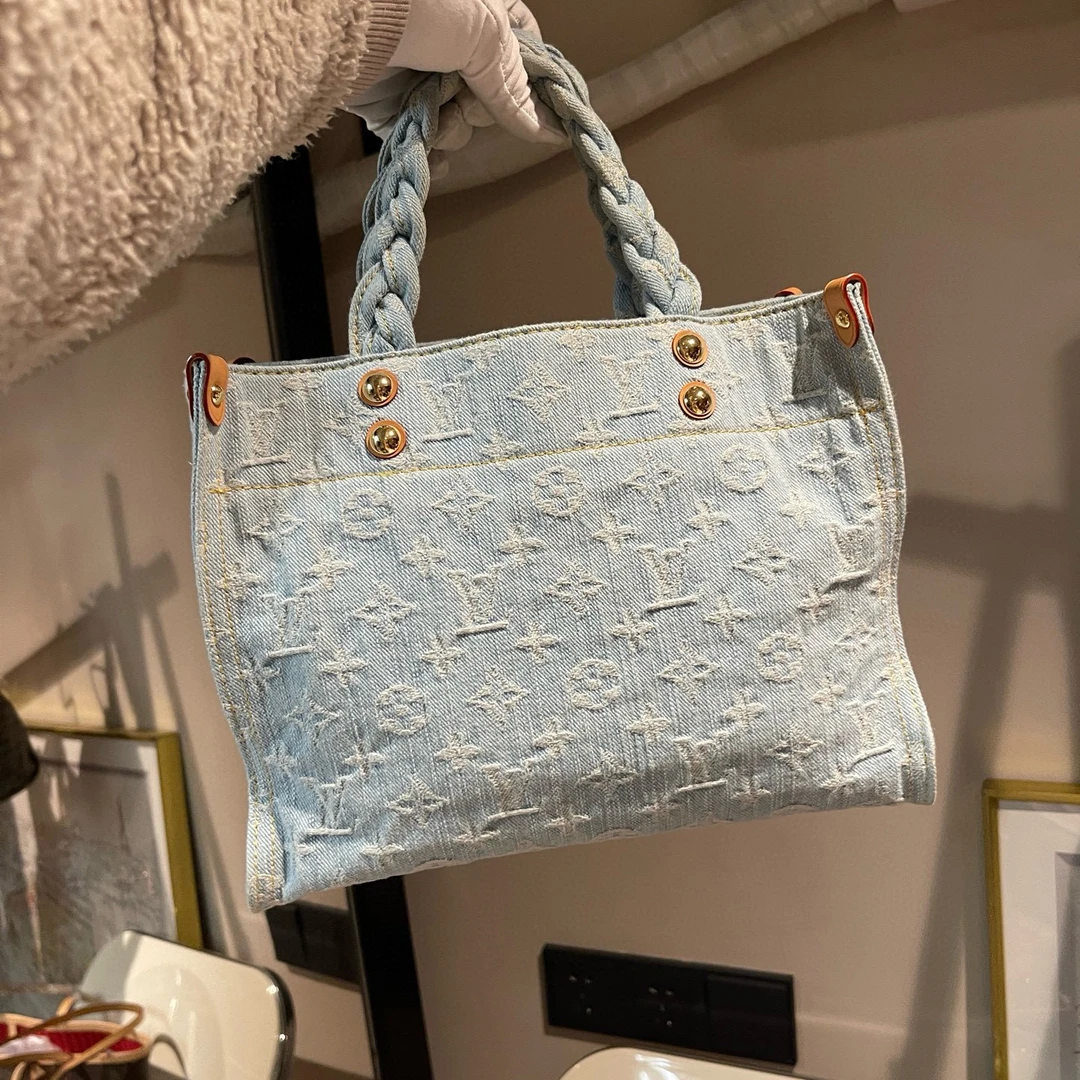 95新 LouisVuitton/路易威登 24春夏Let Go托特包，尺寸28*23*10