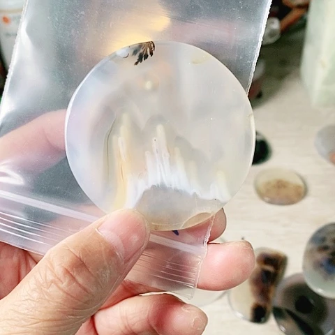 玛瑙/玉髓颈饰合金极****石