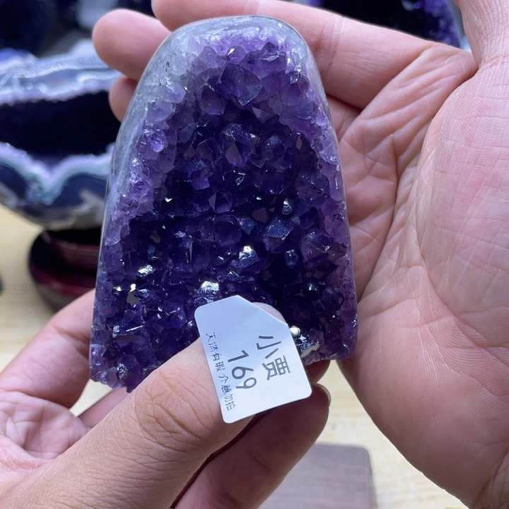 未镶嵌水晶大型摆件（非配饰）