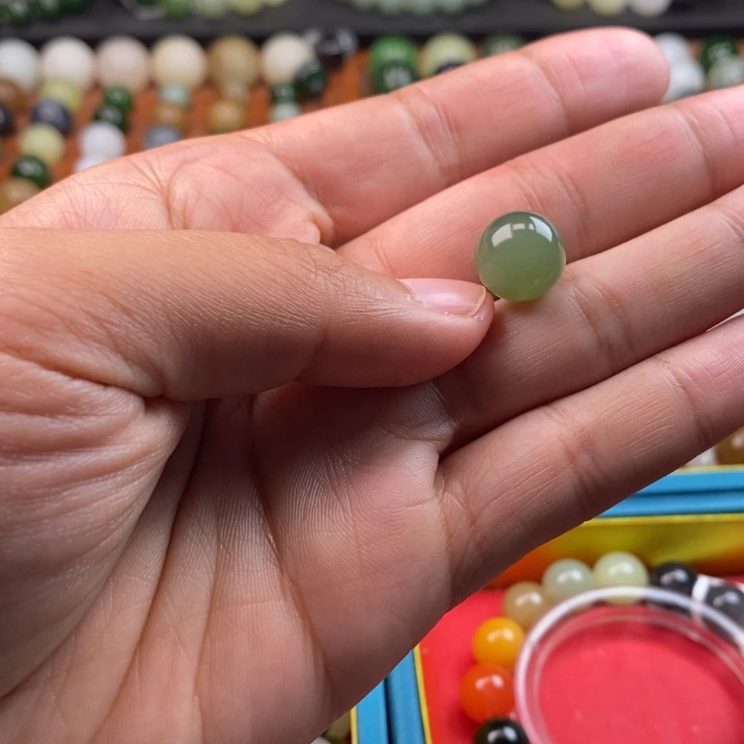 和田玉未镶嵌珠宝奇石卡12湖水绿y水线