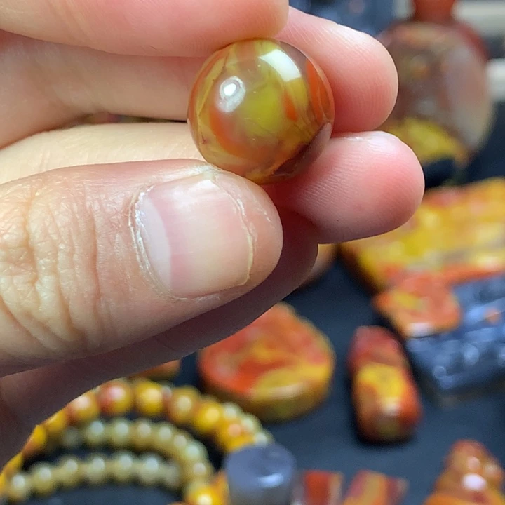 四***1玛瑙/玉髓未镶嵌珠