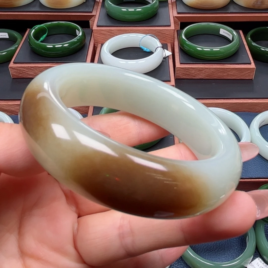 未镶嵌手镯和田玉5657圈口