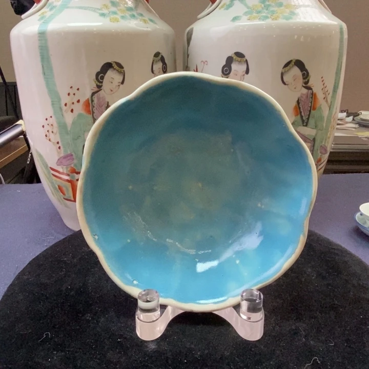 盘摸****⁷7186粉彩松石绿花口碗