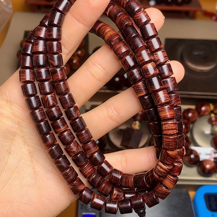 花梨木类手串/手链业**人老挝花梨0.8