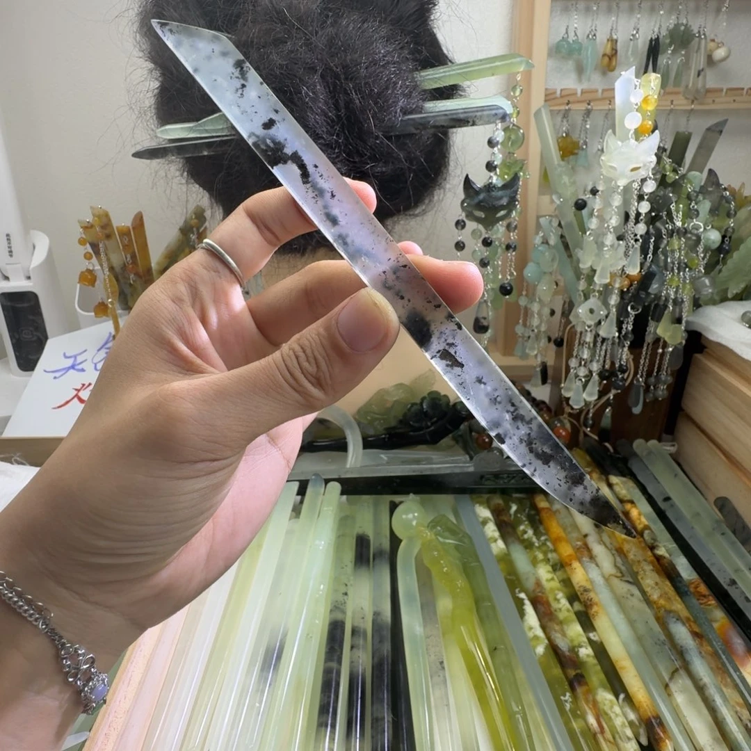 蛇纹石玉未镶嵌发饰