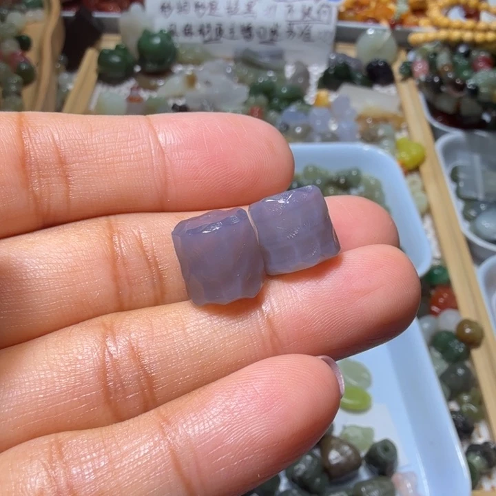 和田玉未镶嵌珠宝半成品